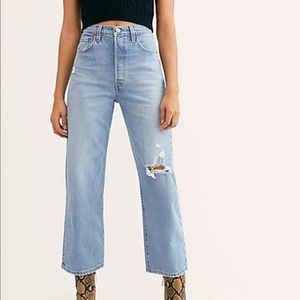 Levi’s Ribcage Straight